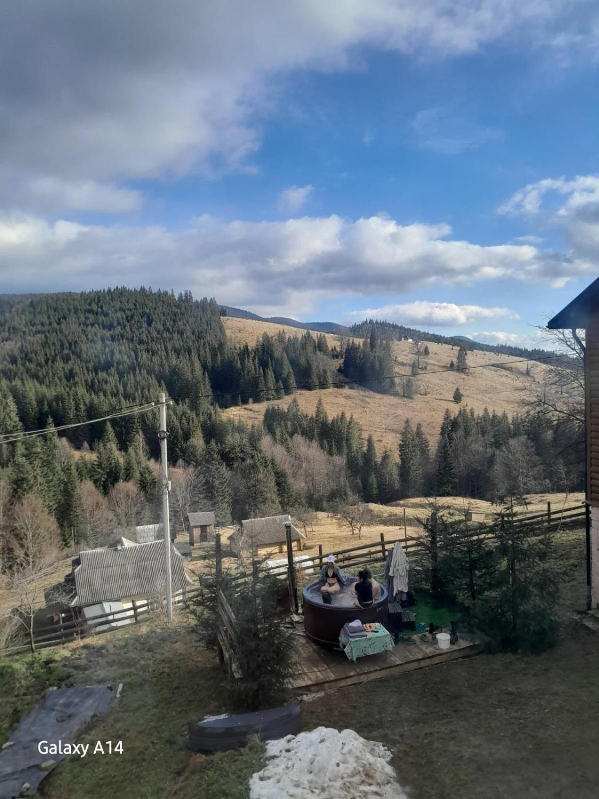 Apartament Затишні Карпати)) Wierchowina Zewnętrze zdjęcie